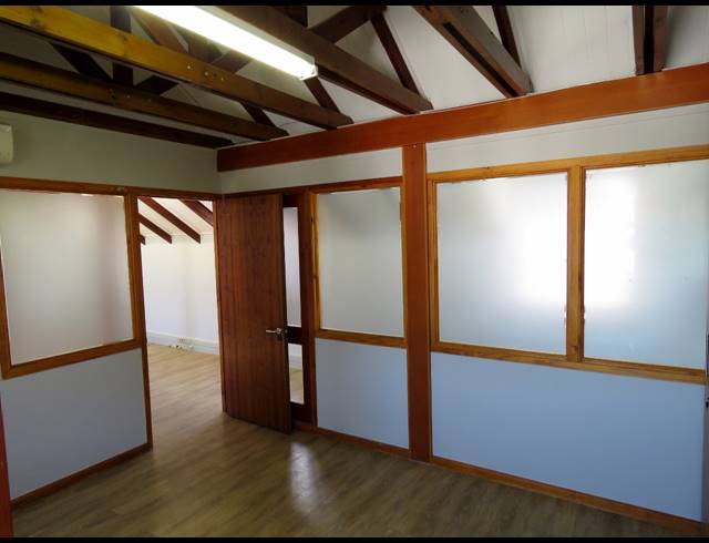 65M² OFFICE TO LET IN STELLENBOSCH CENTRAL